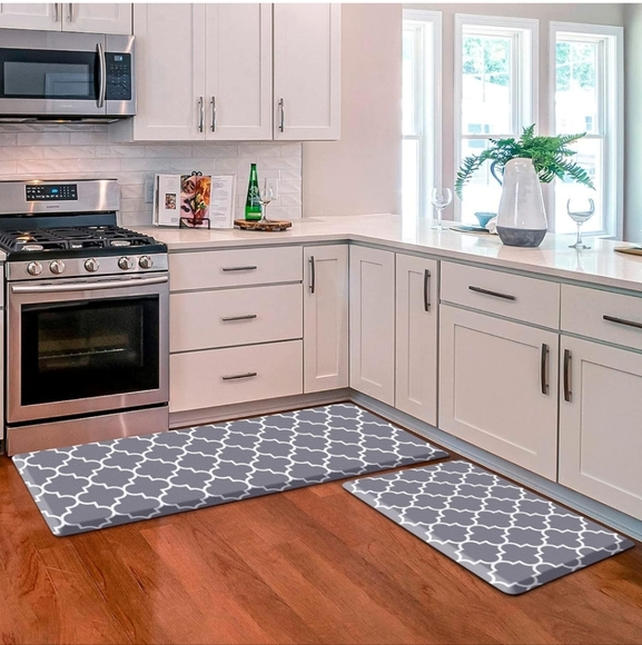 Gray and White Geometric Kitchen Rugs - Picture 1 of 8